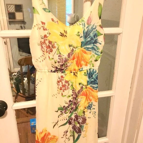 Old Navy Floral dress - Picture 1 of 4